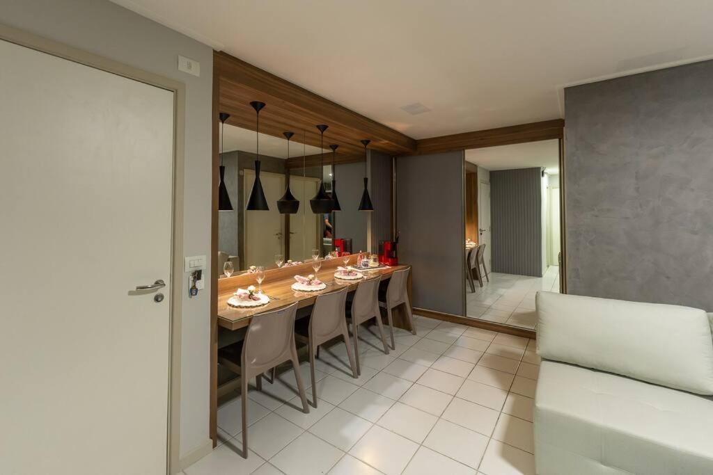 Apto Neo Beira Mar De Pajuçara 2 - Adm. Nutelss Apartamento